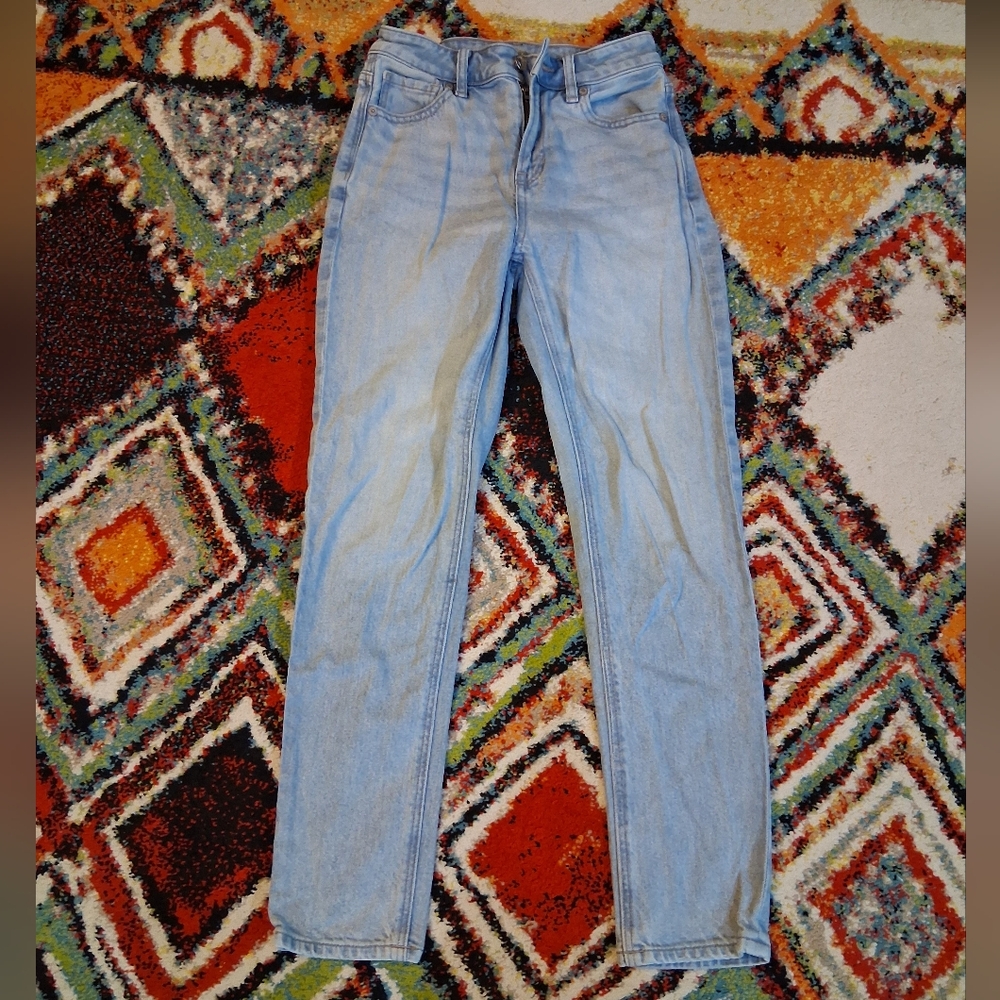 American Eagle Outfitters Light Wash Straight Leg Jeans